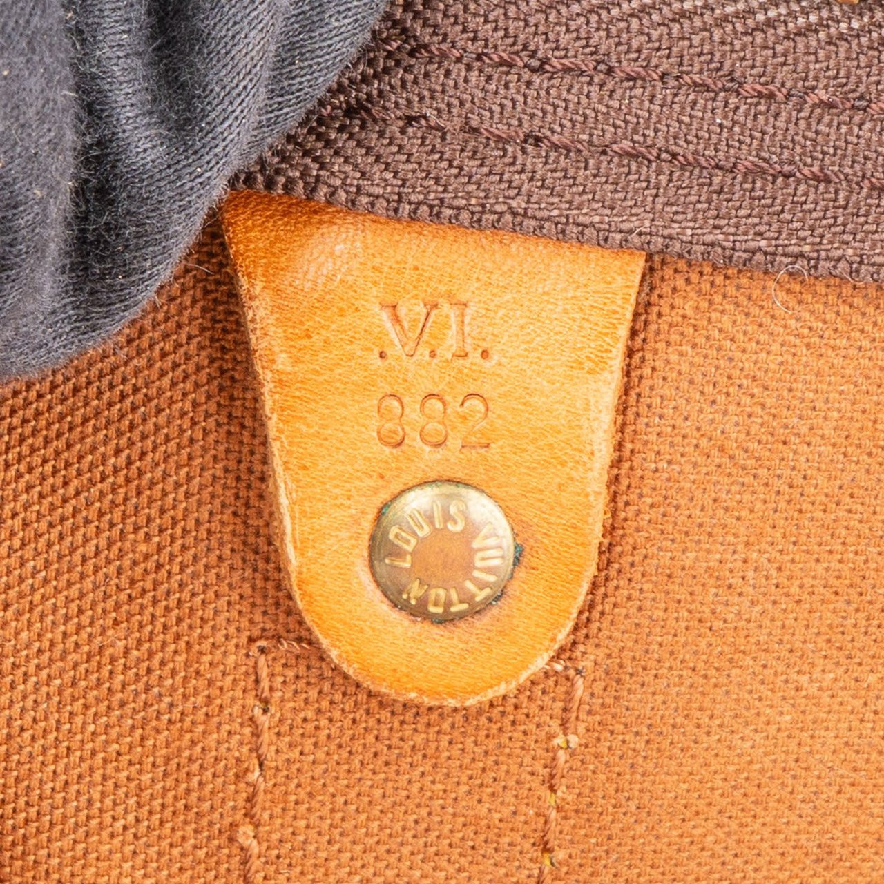 Louis Vuitton Louis Vuitton Monogram Canvas Keepall 60 Bandoulière Travel Bag Bruin