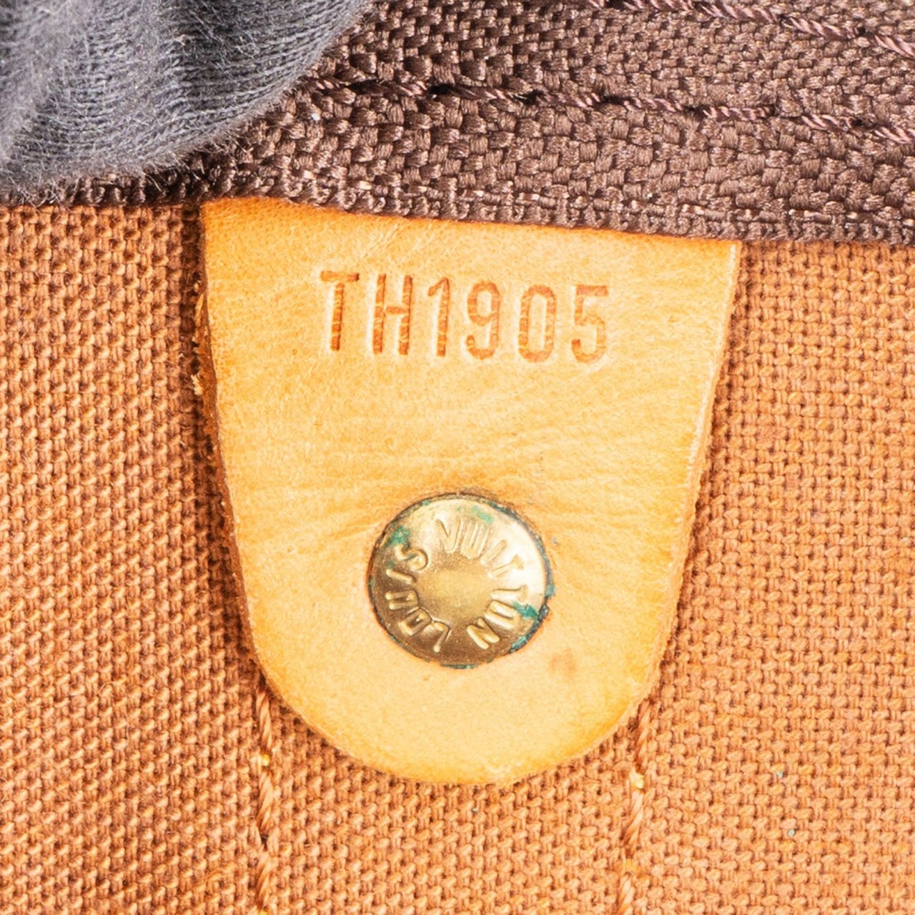 Louis Vuitton Louis Vuitton Monogram Canvas Keepall 55 Bandoulière Travel Bag Bruin