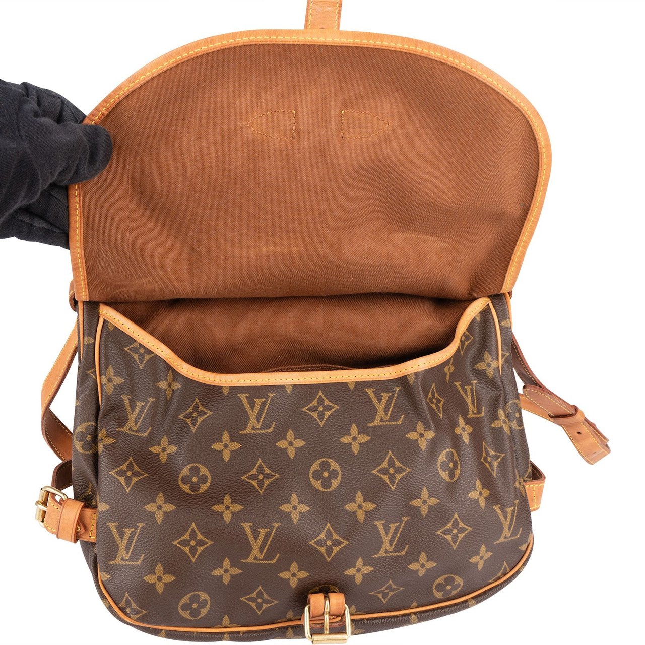 Louis Vuitton Louis Vuitton Monogram Canvas Saumur 30 Crossbody Bag Bruin