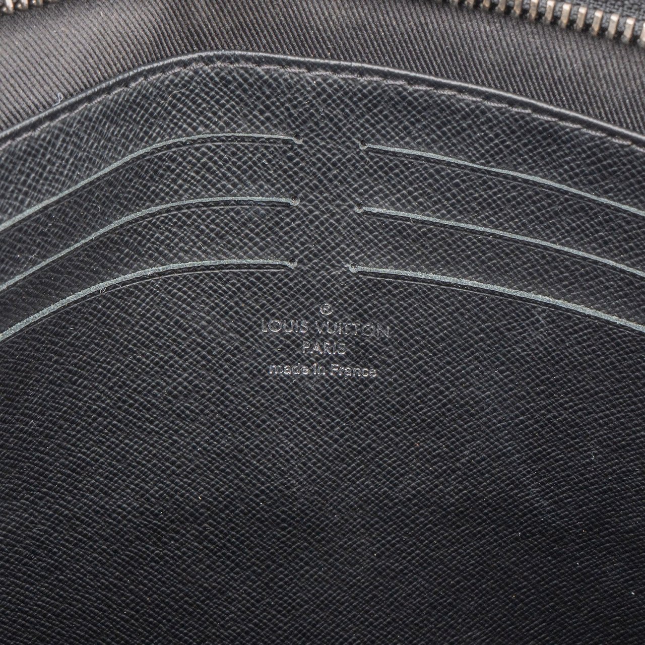 Louis Vuitton Louis Vuitton Monogram Eclipse Canvas Pochette Voyage Clutch Zwart