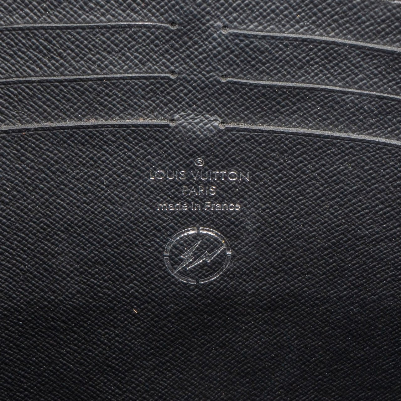 Louis Vuitton Louis Vuitton Monogram Fujiwara Fragment Pochette Clutch Zwart