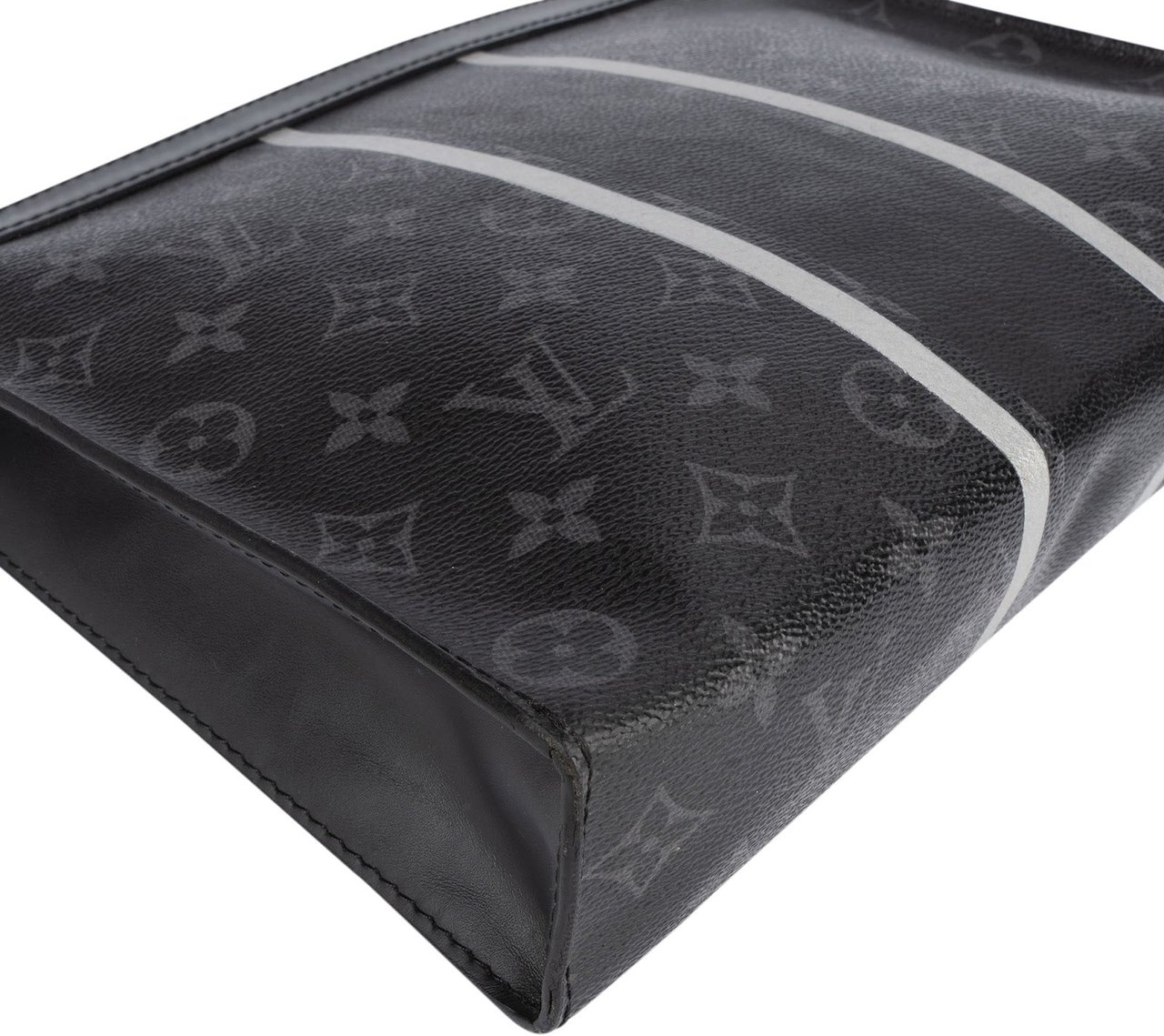 Louis Vuitton Louis Vuitton Monogram Fujiwara Fragment Pochette Clutch Zwart