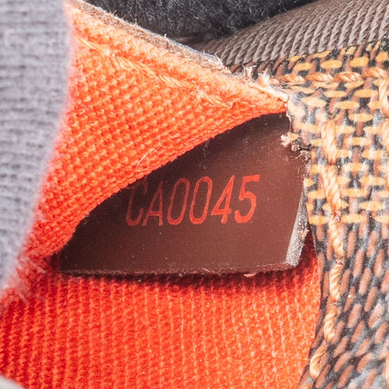 Louis Vuitton Louis Vuitton Monogram Damier Ebene Geronimos Crossbody Bumbag Bruin