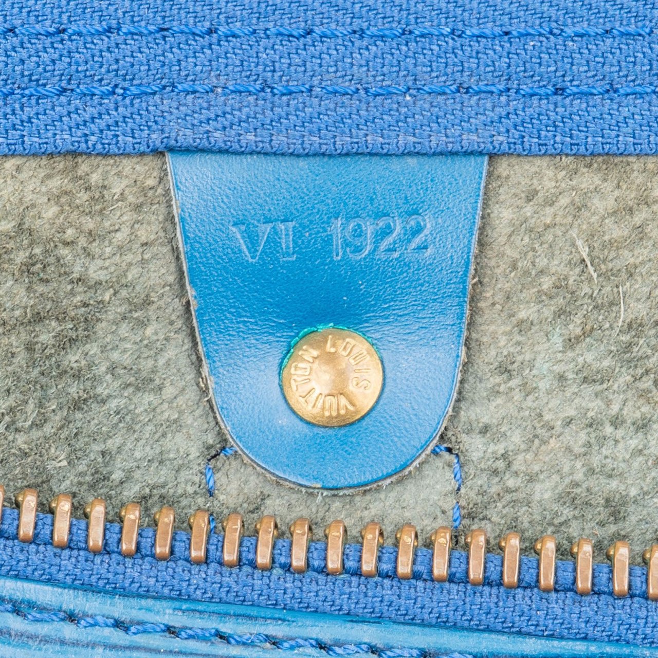 Louis Vuitton Louis Vuitton Blue Epi Leather Keepall 45 Travel Bag Blauw