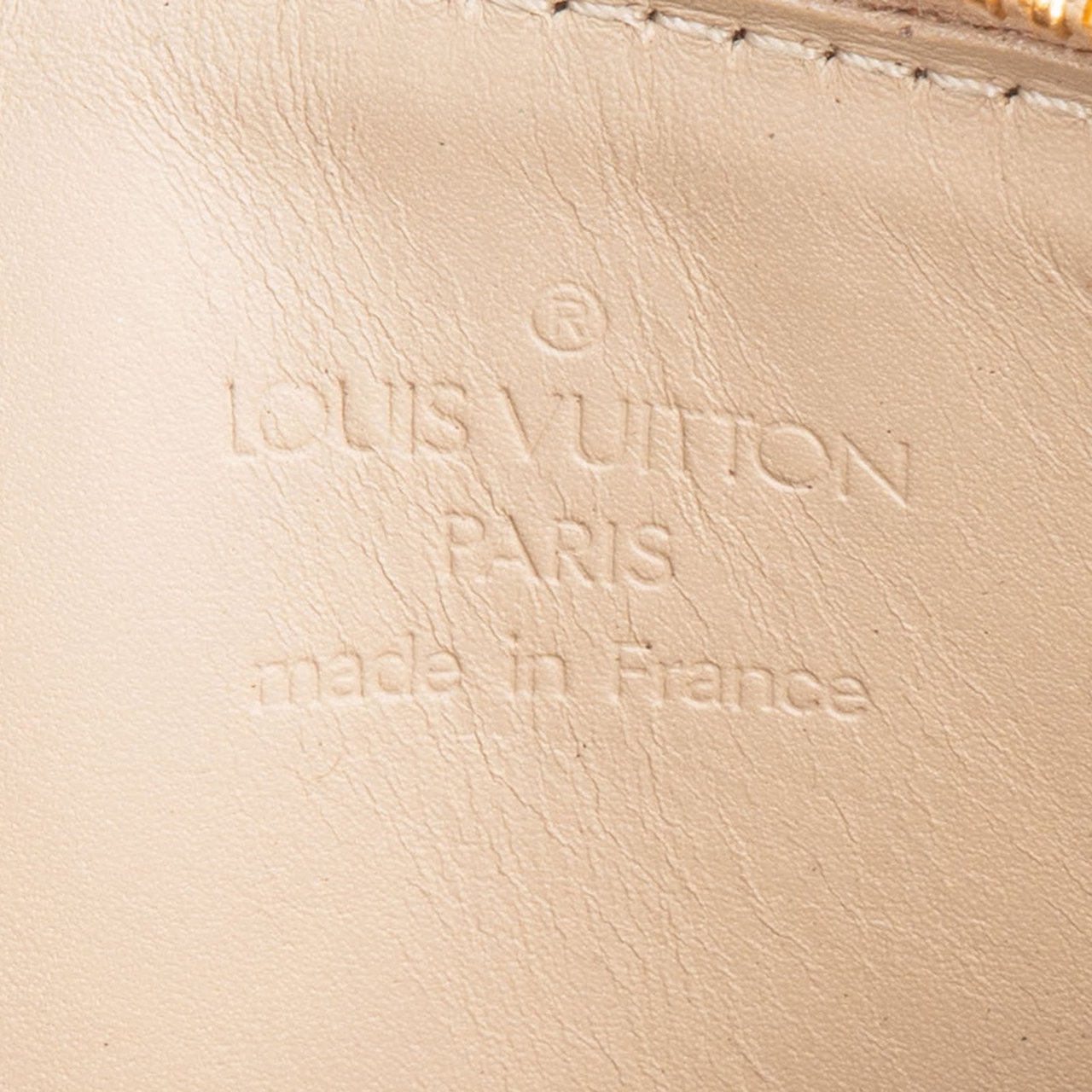 Louis Vuitton Louis Vuitton Monogram Vernis Pochette Lexington Handbag Geel