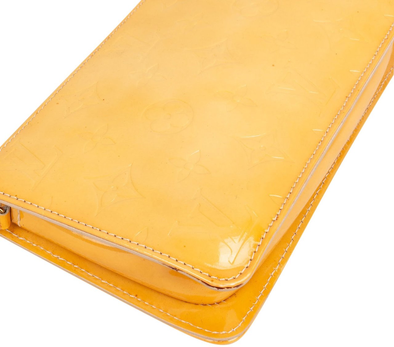 Louis Vuitton Louis Vuitton Monogram Vernis Pochette Lexington Handbag Geel