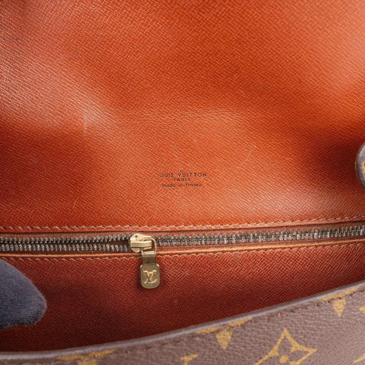 Louis Vuitton Louis Vuitton Monogram Canvas Saint Cloud GM Shoulder Bag Bruin