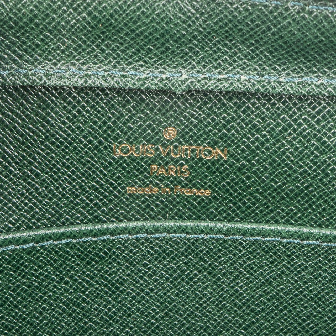 Louis Vuitton Louis Vuitton Green Taiga Leather Pochette Homme Clutch Groen