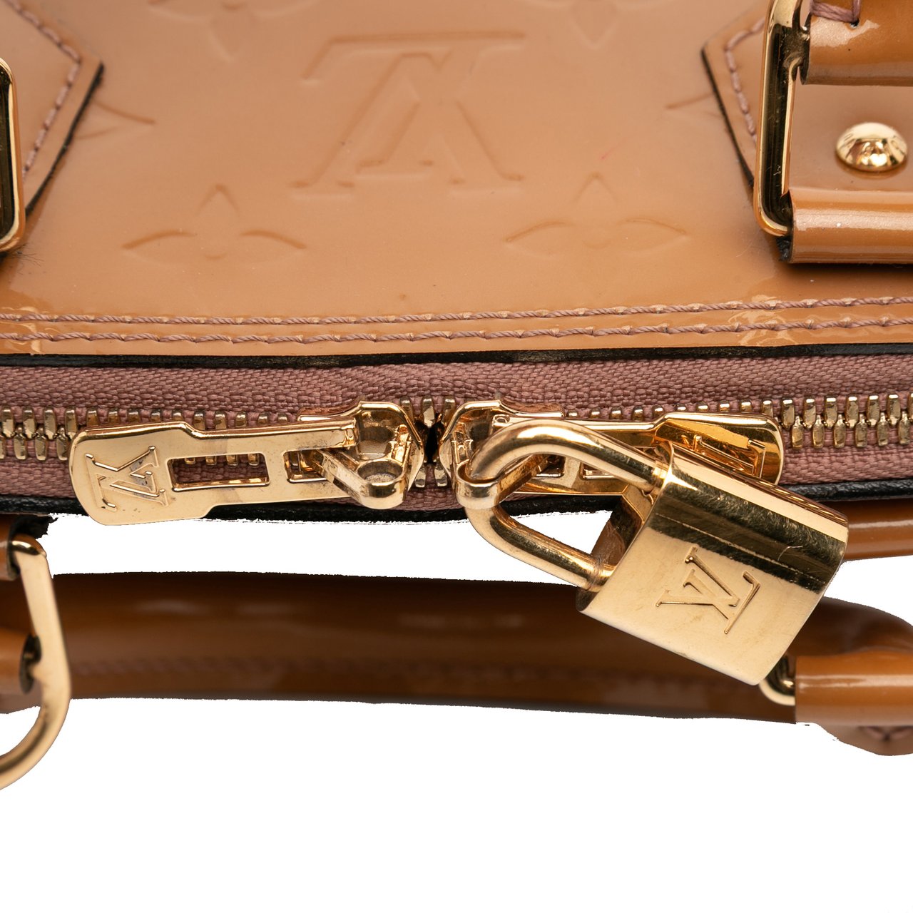 Louis Vuitton Monogram Vernis Alma BB Bruin