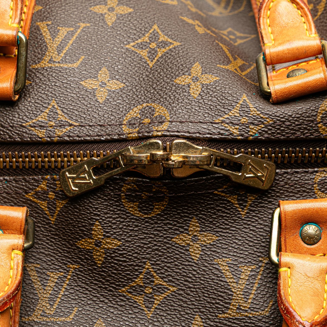 Louis Vuitton Monogram Keepall 50 Bruin