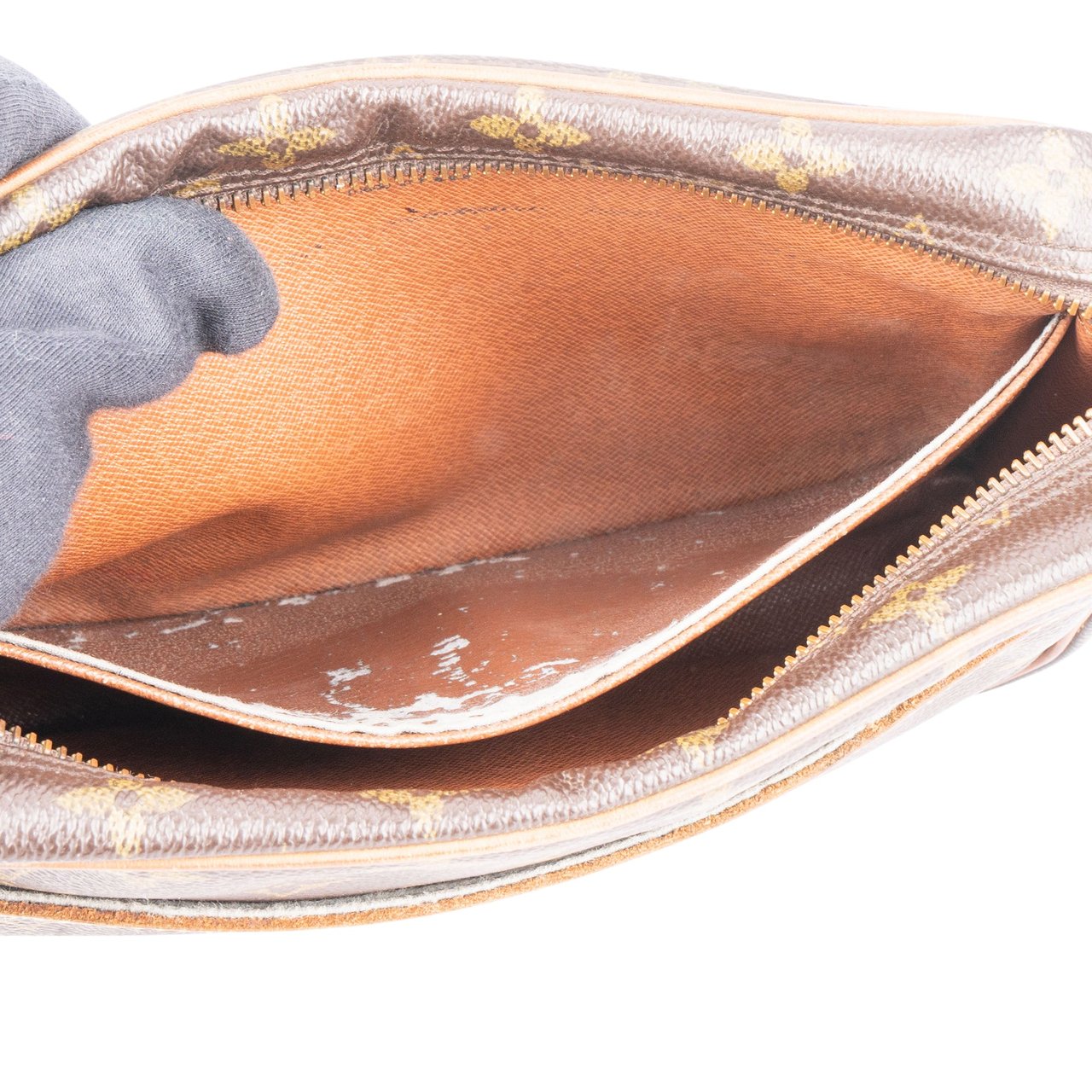 Louis Vuitton Louis Vuitton Canvas Monogram Compiegne 23 Clutch Divers