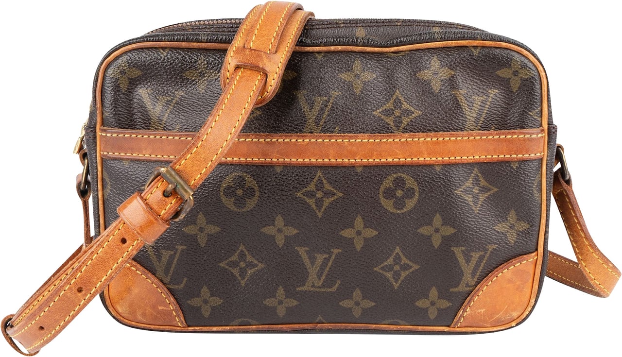 Louis Vuitton Louis Vuitton Monogram Canvas Trocadero 23 Crossbody Bag Bruin