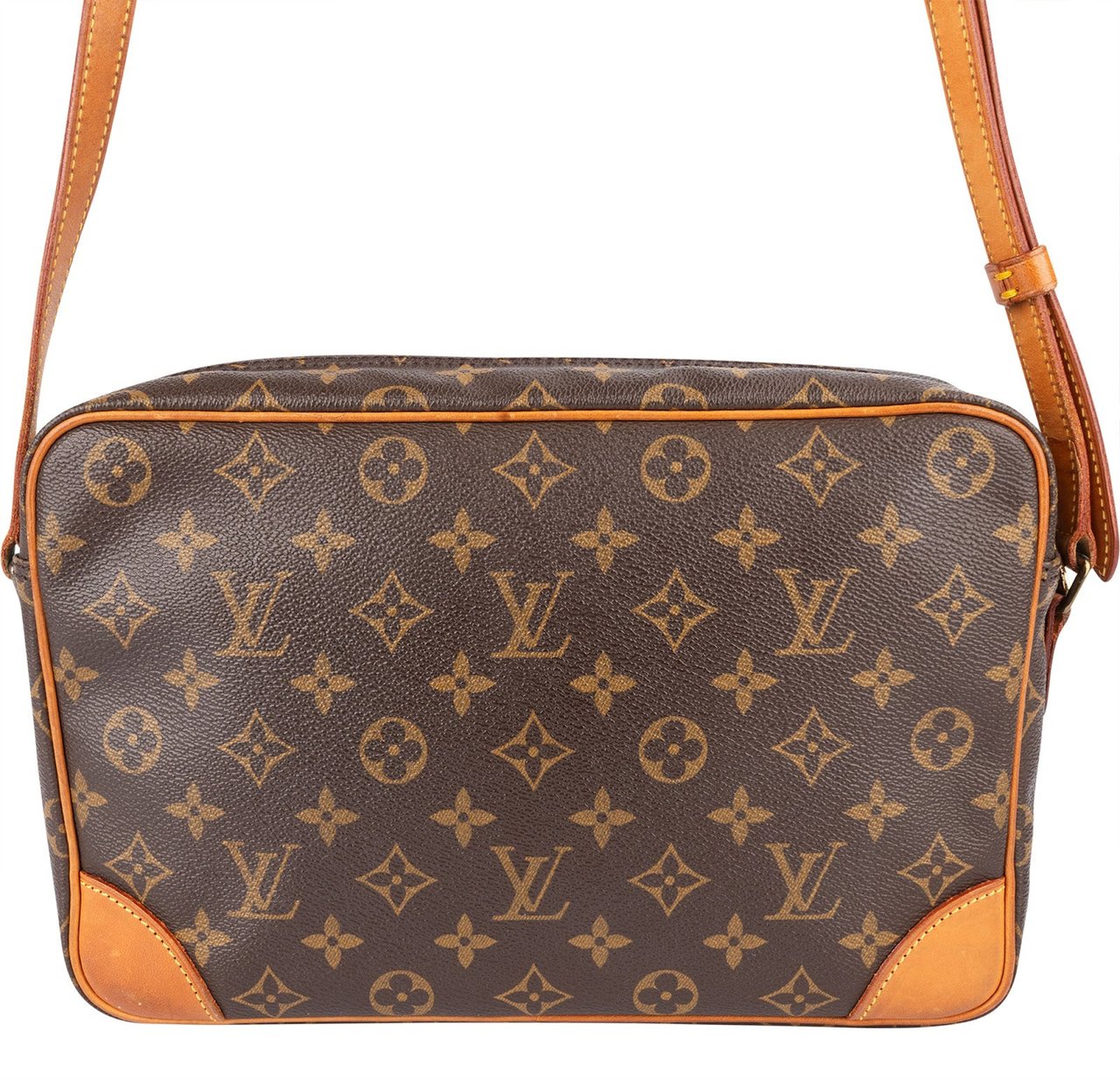 Louis Vuitton Louis Vuitton Monogram Canvas Trocadero 30 Crossbody Bag Bruin