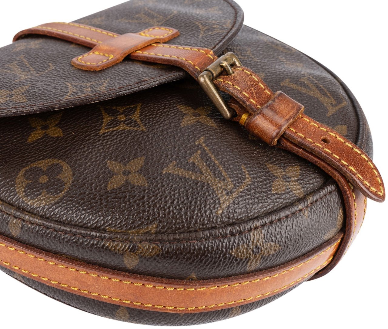 Louis Vuitton Louis Vuitton Monogram Canvas Chantilly PM Crossbody Bag Bruin