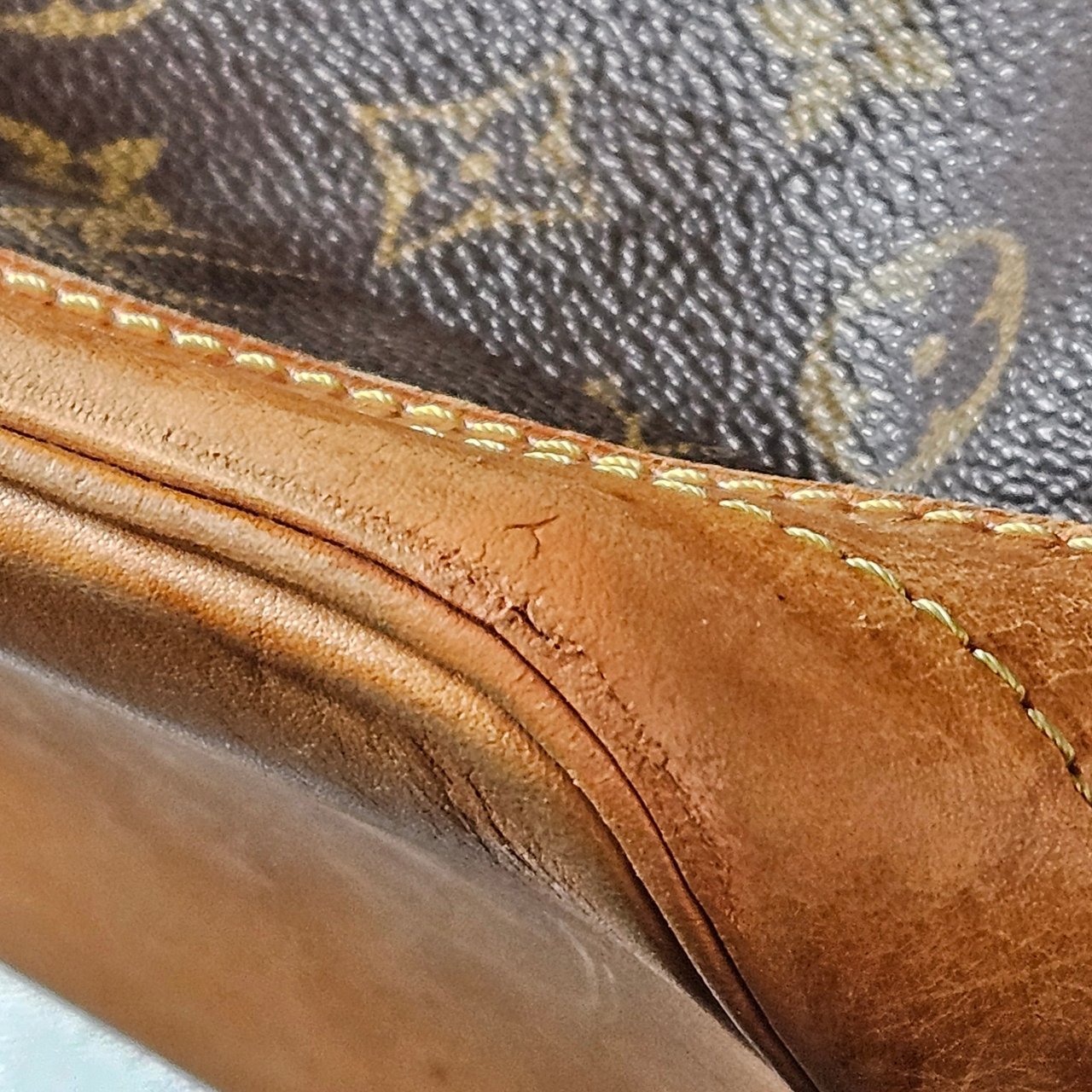 Louis Vuitton Louis Vuitton Monogram Canvas Sac Noé Grande Shoulder Bag Bruin