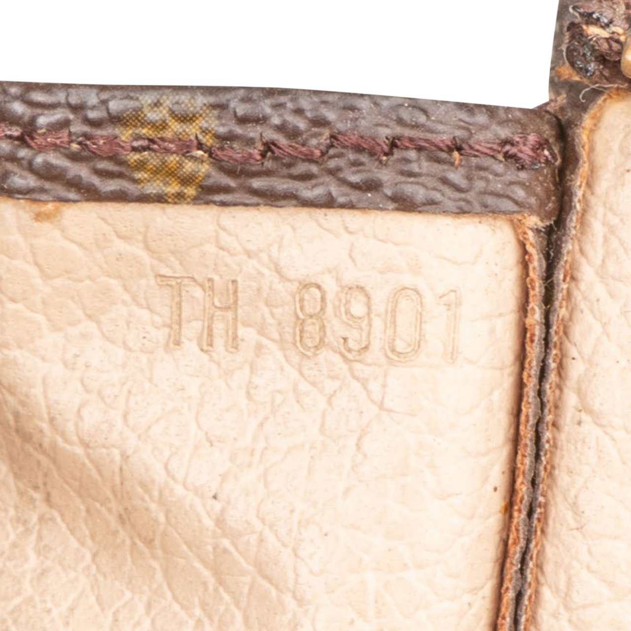 Louis Vuitton Louis Vuitton Monogram Canvas Poche Toilette 25 Clutch Bruin