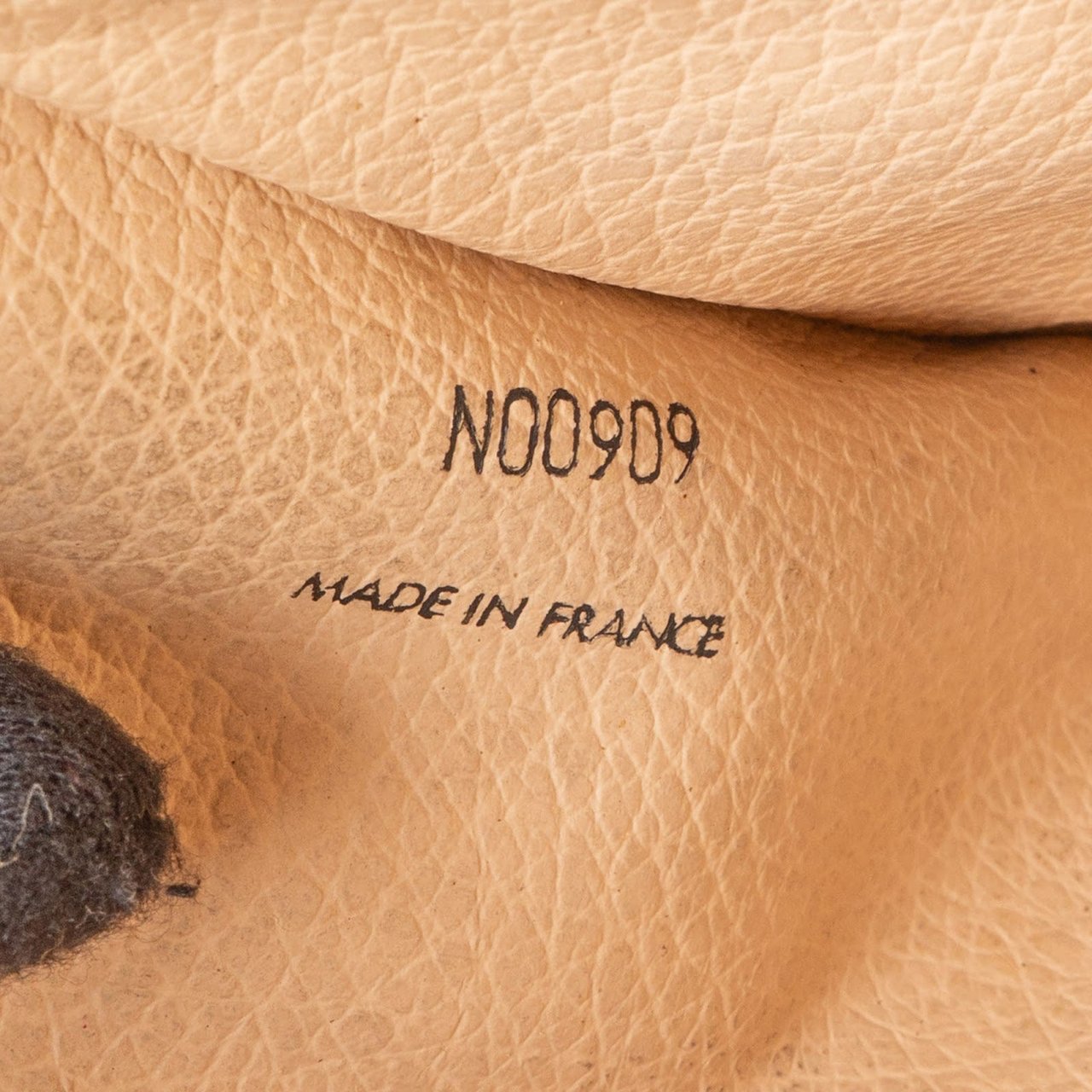 Louis Vuitton Louis Vuitton Monogram Canvas Trousse Toilette 27 Clutch Bruin