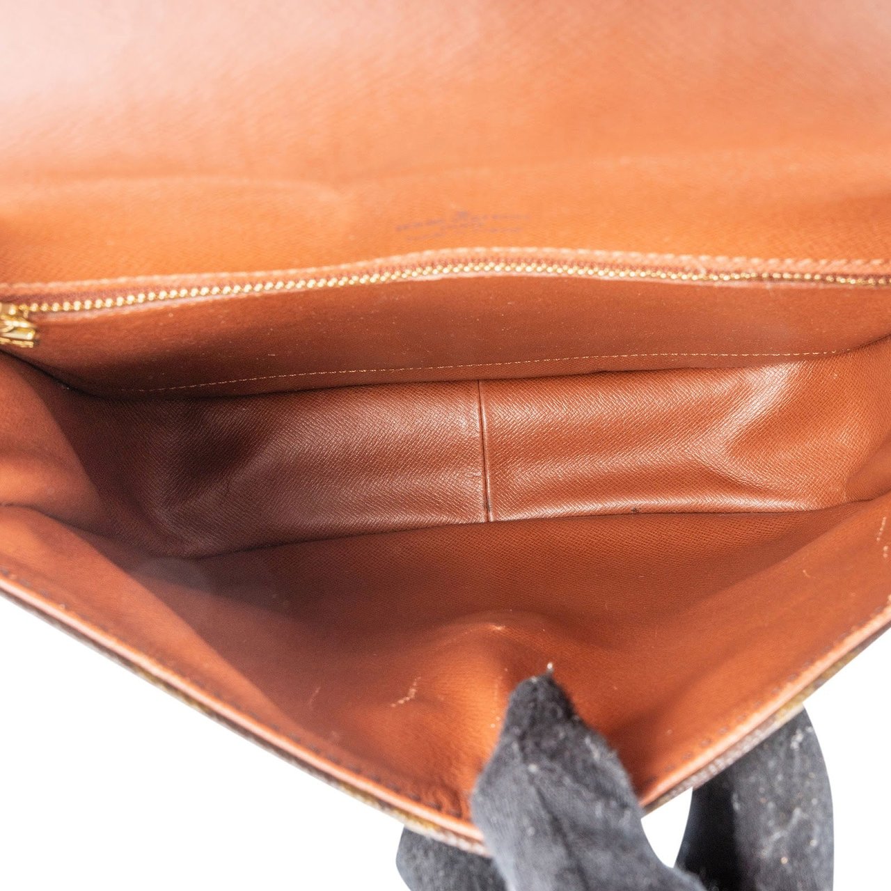 Louis Vuitton Louis Vuitton Monogram Canvas Saint Cloud GM Crossbody Bag Bruin