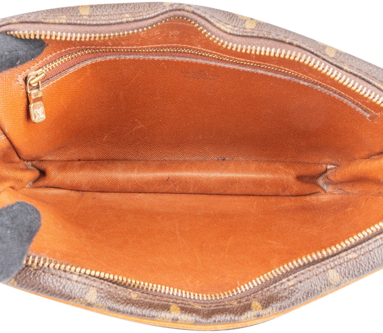 Louis Vuitton Louis Vuitton Monogram Canvas Pochette Dragonne Clutch Bruin