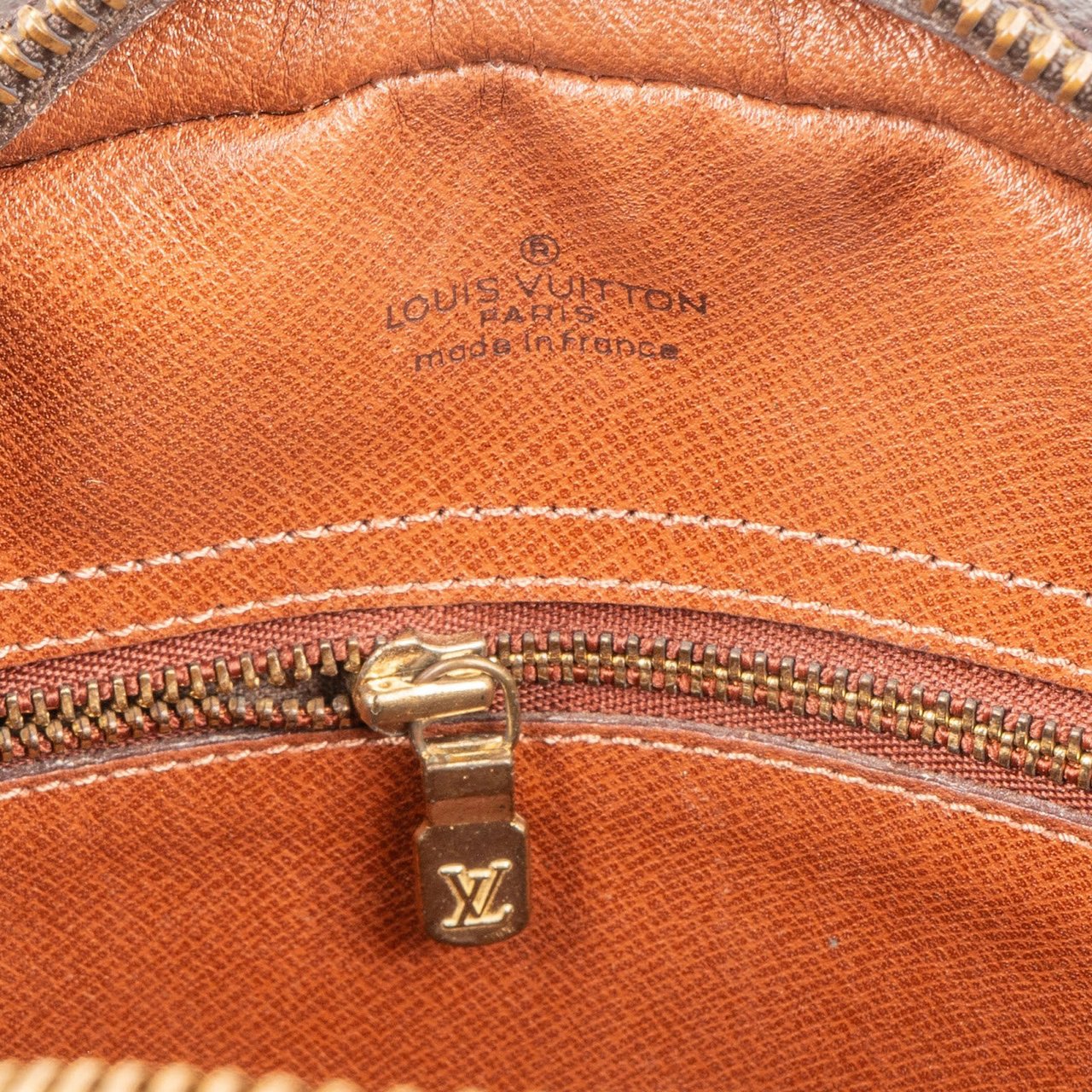 Louis Vuitton Louis Vuitton Monogram Canvas Blois Crossbody Bag Bruin