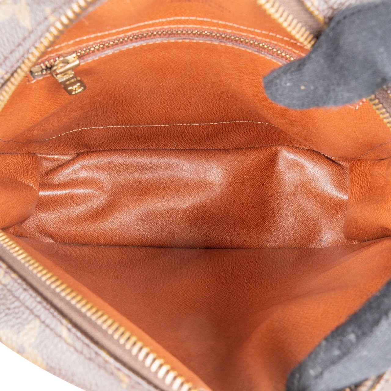 Louis Vuitton Louis Vuitton Monogram Canvas Blois Crossbody Bag Bruin