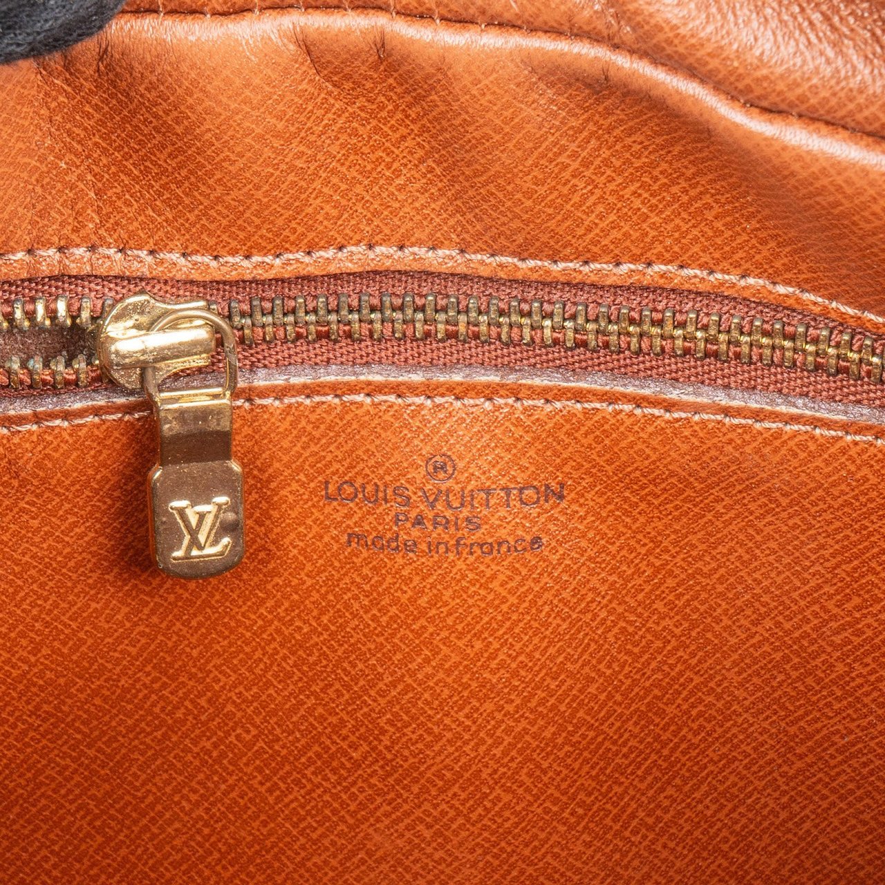 Louis Vuitton Louis Vuitton Monogram Canvas Trocadero 23 Crossbody Bag Bruin