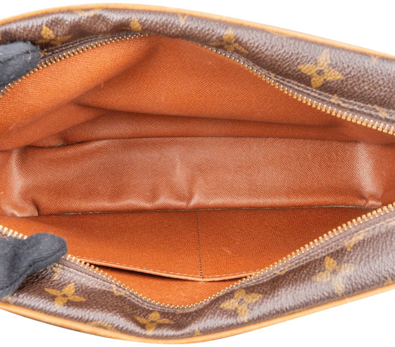 Louis Vuitton Louis Vuitton Monogram Canvas Compiegne 28 Clutch Bruin