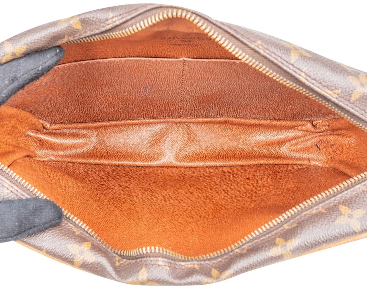 Louis Vuitton Louis Vuitton Monogram Canvas Compiegne 28 Clutch Bruin