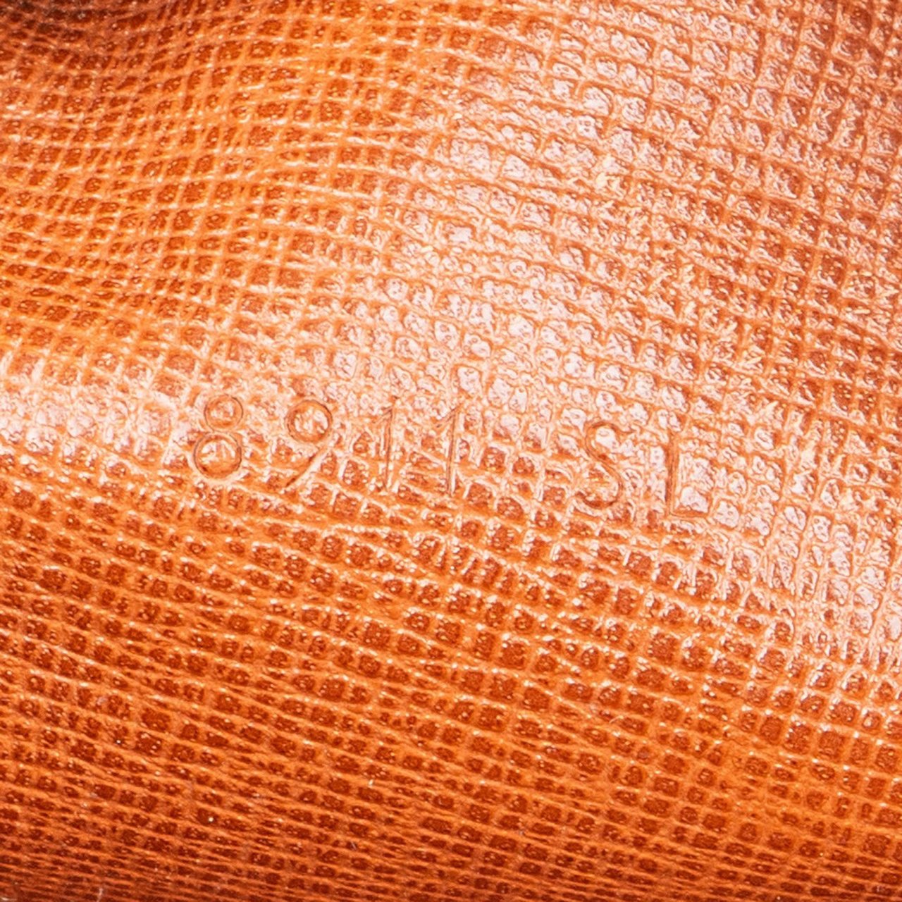 Louis Vuitton Louis Vuitton Monogram Canvas Compiegne 28 Clutch Bruin