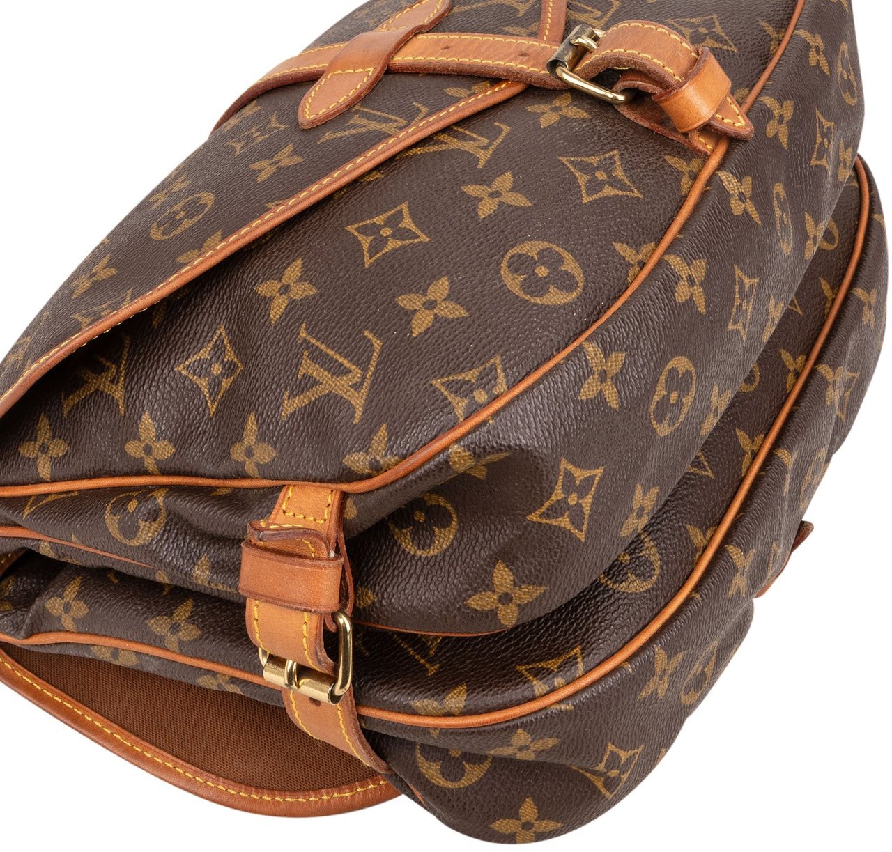 Louis Vuitton Louis Vuitton Monogram Canvas Saumur 30 Crossbody Bag Bruin