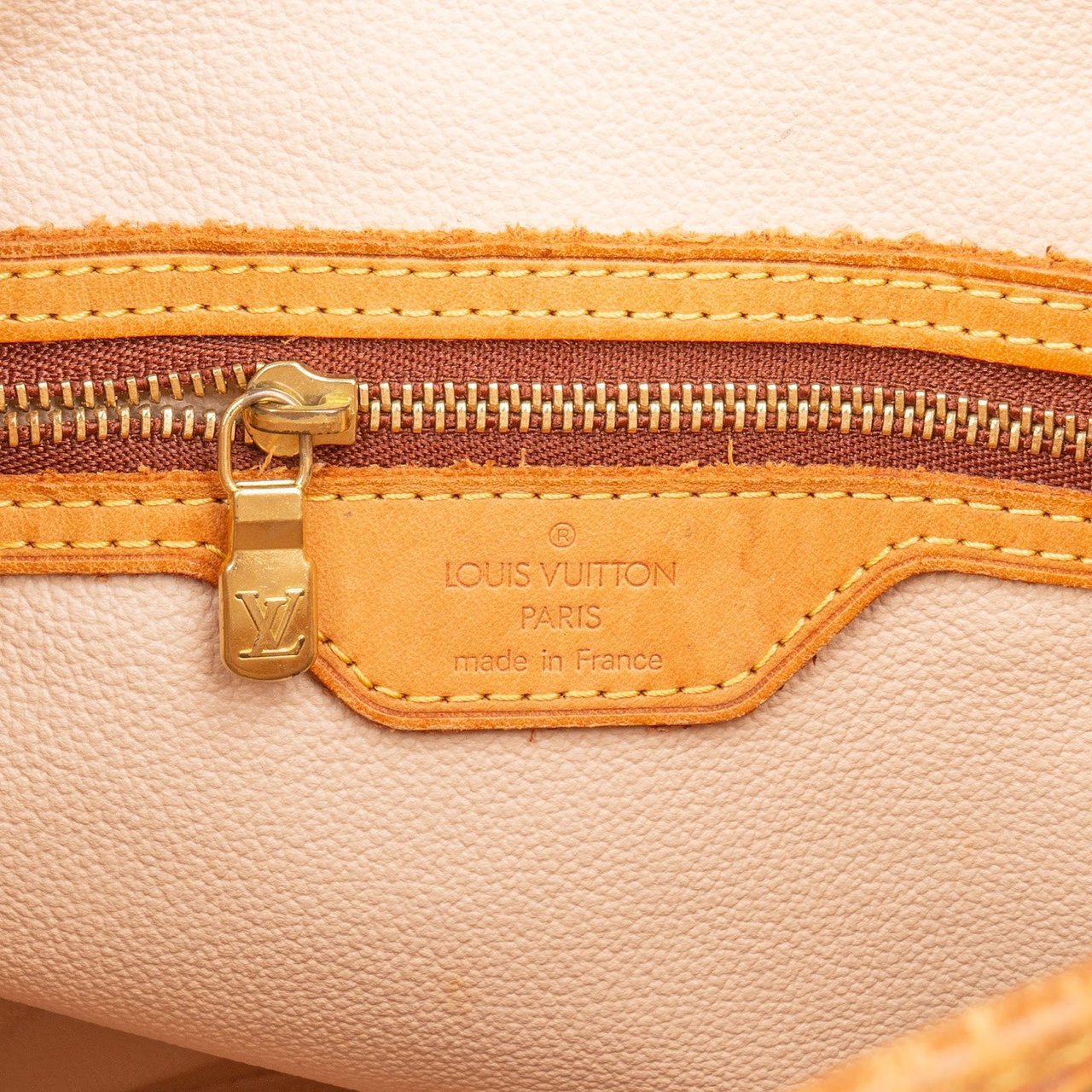 Louis Vuitton Louis Vuitton Monogram Canvas Bucket PM Shoulder Bag Bruin