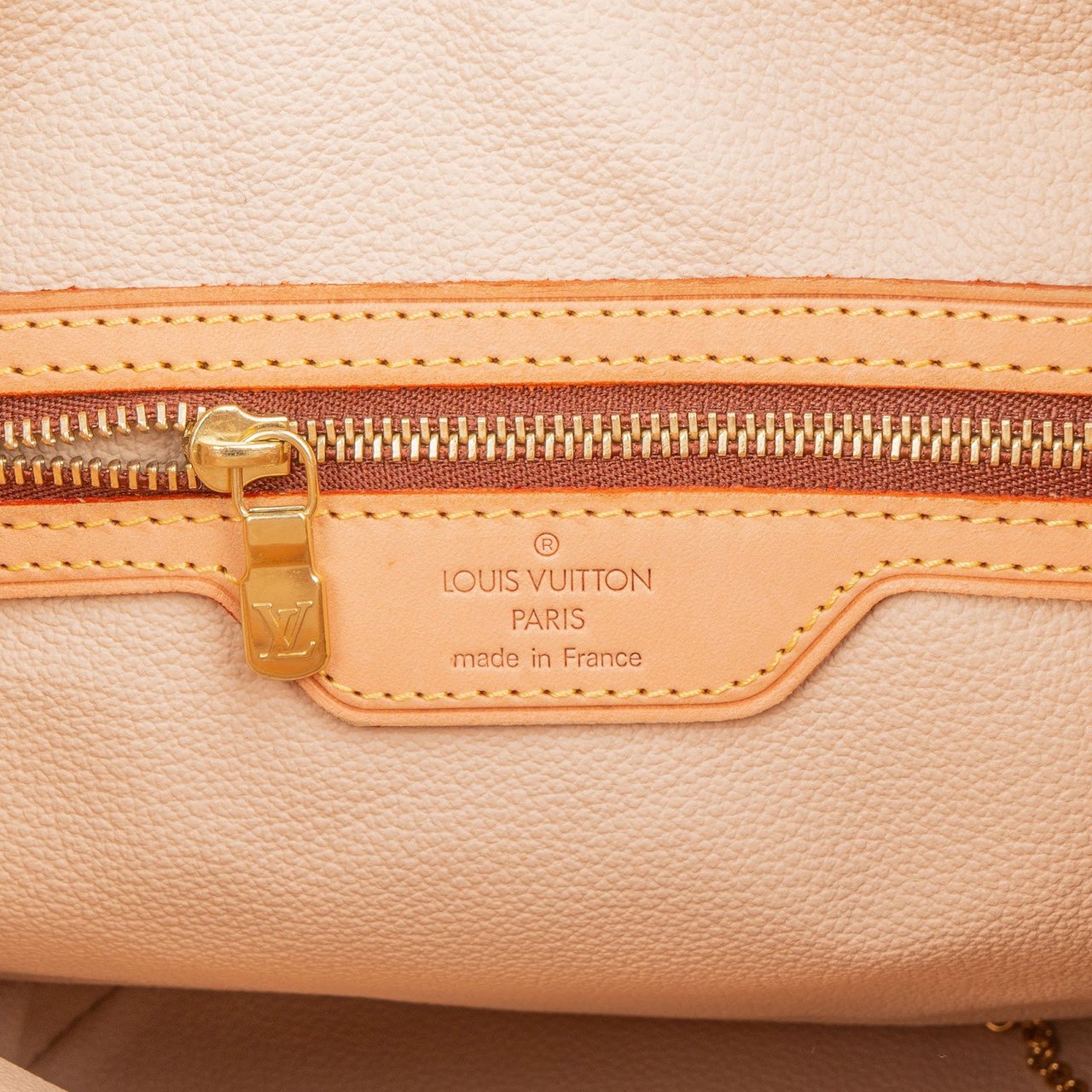 Louis Vuitton Louis Vuitton Monogram Canvas Bucket PM Shoulder Bag Bruin