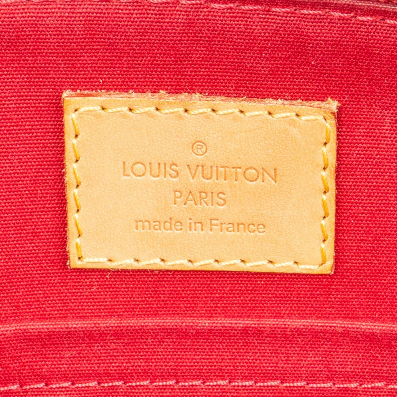 Louis Vuitton Louis Vuitton Monogram Vernis Sherwood Handbag Rood