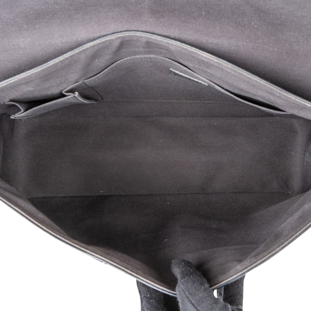 Louis Vuitton Louis Vuitton Noir Epi Leather Segur Shoulder Bag Zwart