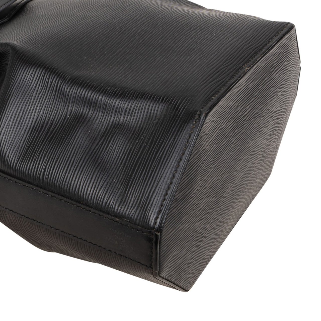 Louis Vuitton Louis Vuitton Noir Epi Leather Sac D'epaule GM Shoulder Bag Zwart