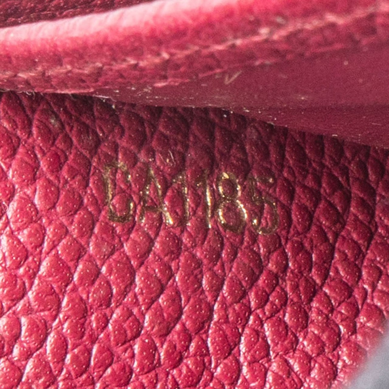 Louis Vuitton Louis Vuitton Monogram Empreinte Leather Sarah Wallet Rood