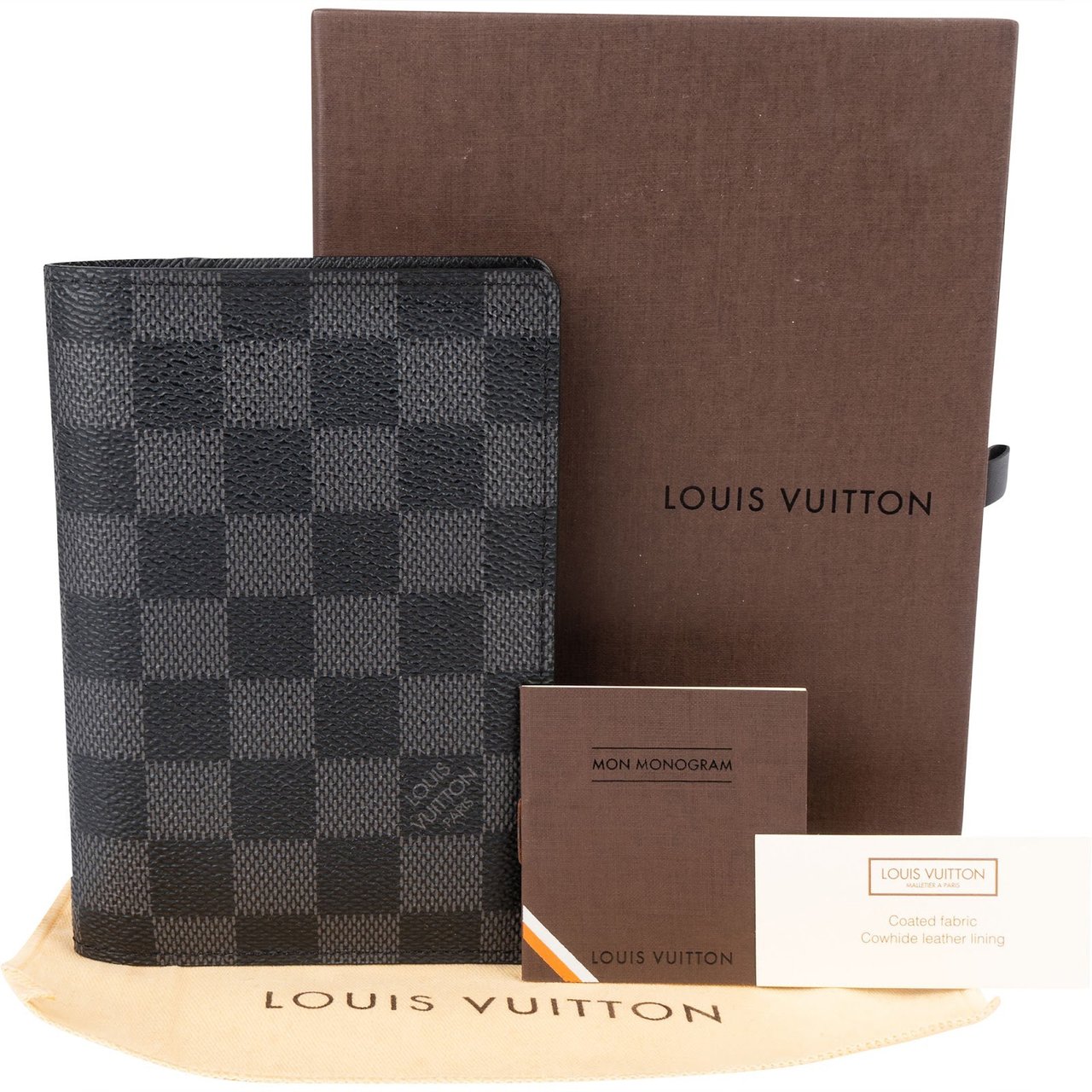 Louis Vuitton Louis Vuitton Monogram Damier Graphite Passeport Cover Zwart