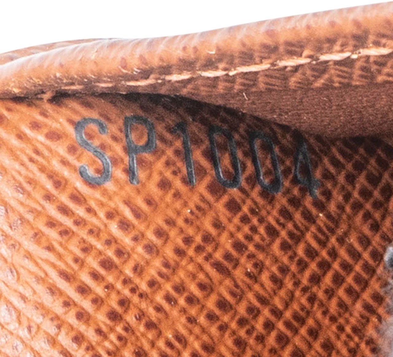 Louis Vuitton Louis Vuitton Monogram Canvas Elise Wallet Bruin