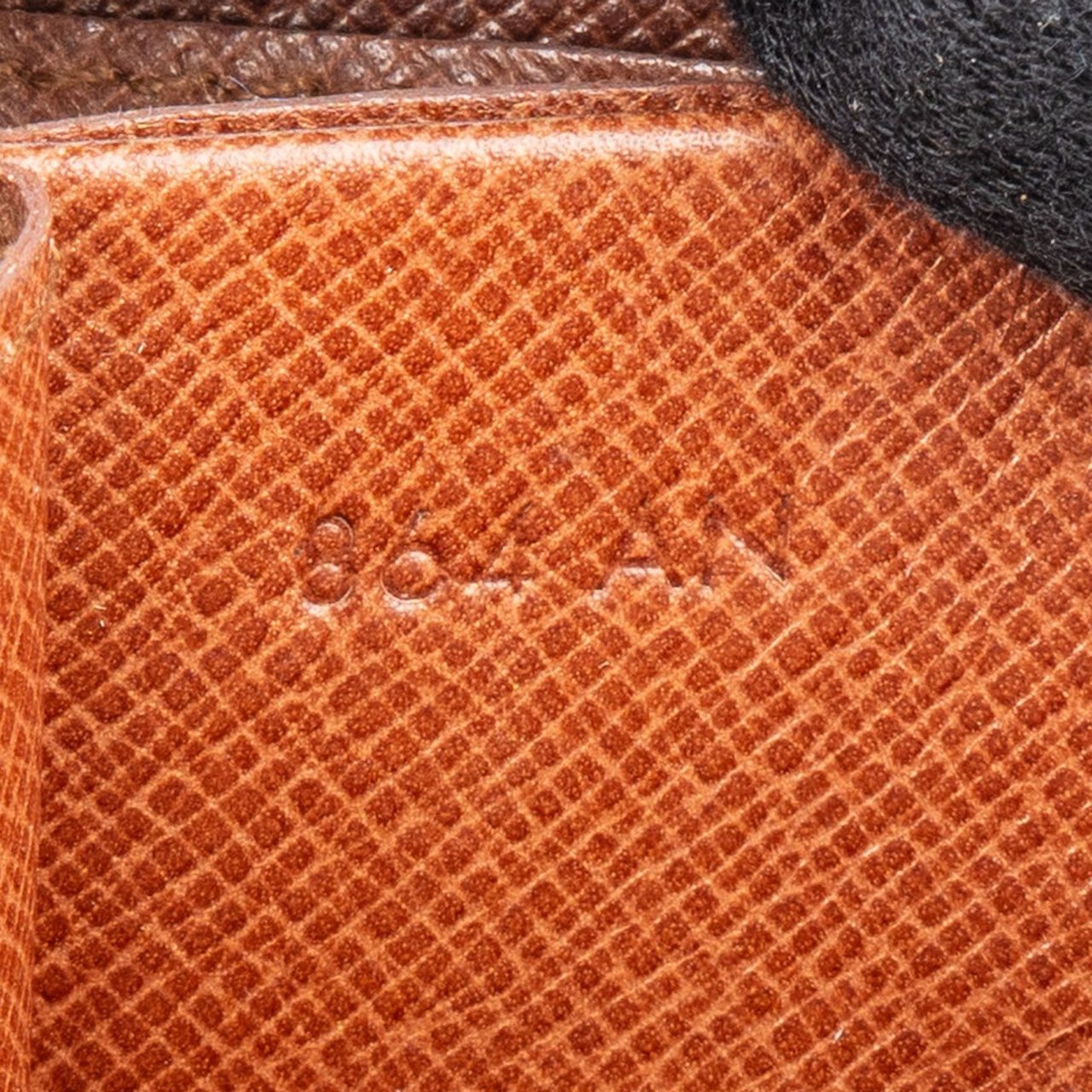 Louis Vuitton Louis Vuitton Monogram Canvas Elise Wallet Bruin