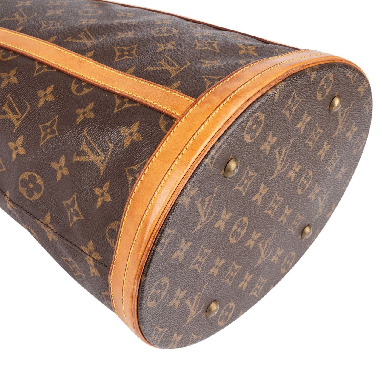 Louis Vuitton Louis Vuitton Monogram Canvas Bucket GM Shoulder Bag Bruin