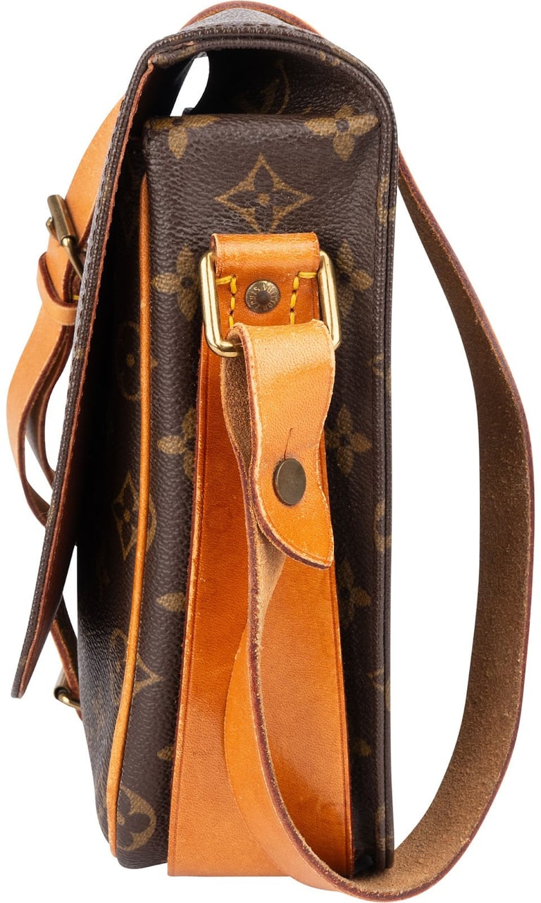Louis Vuitton Louis Vuitton Monogram Canvas Cartouchiere GM Crossbody Bag Bruin