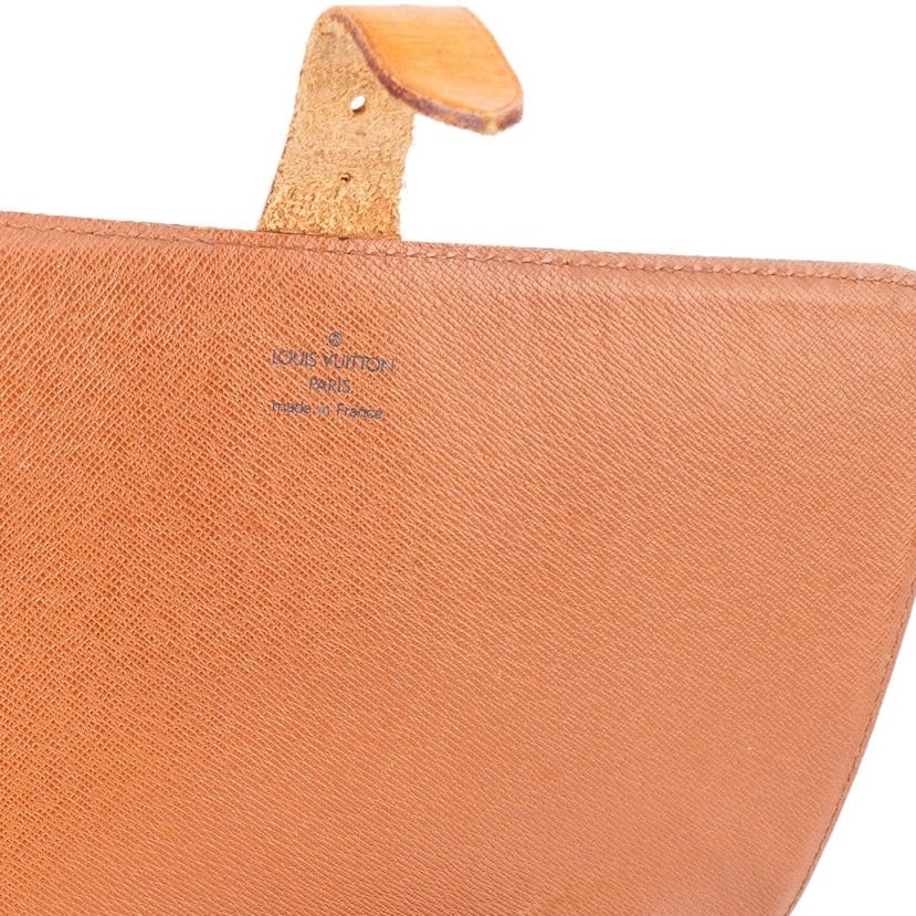 Louis Vuitton Louis Vuitton Monogram Canvas Cartouchiere GM Crossbody Bag Bruin