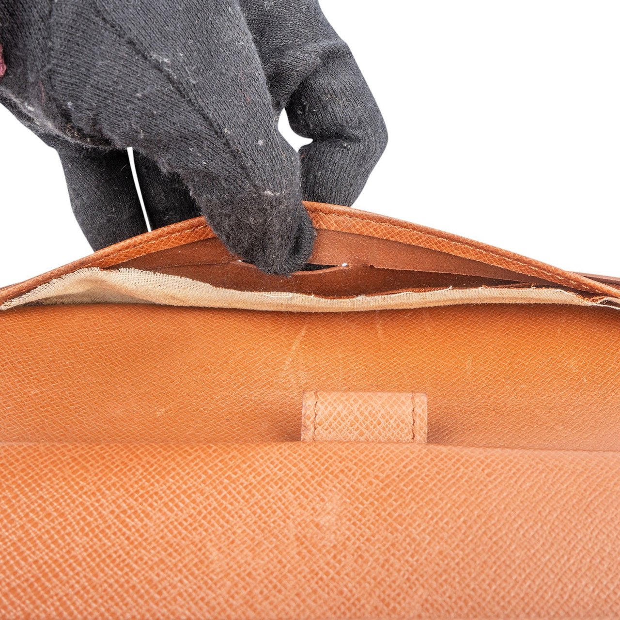 Louis Vuitton Louis Vuitton Monogram Canvas Sarah Wallet Bruin