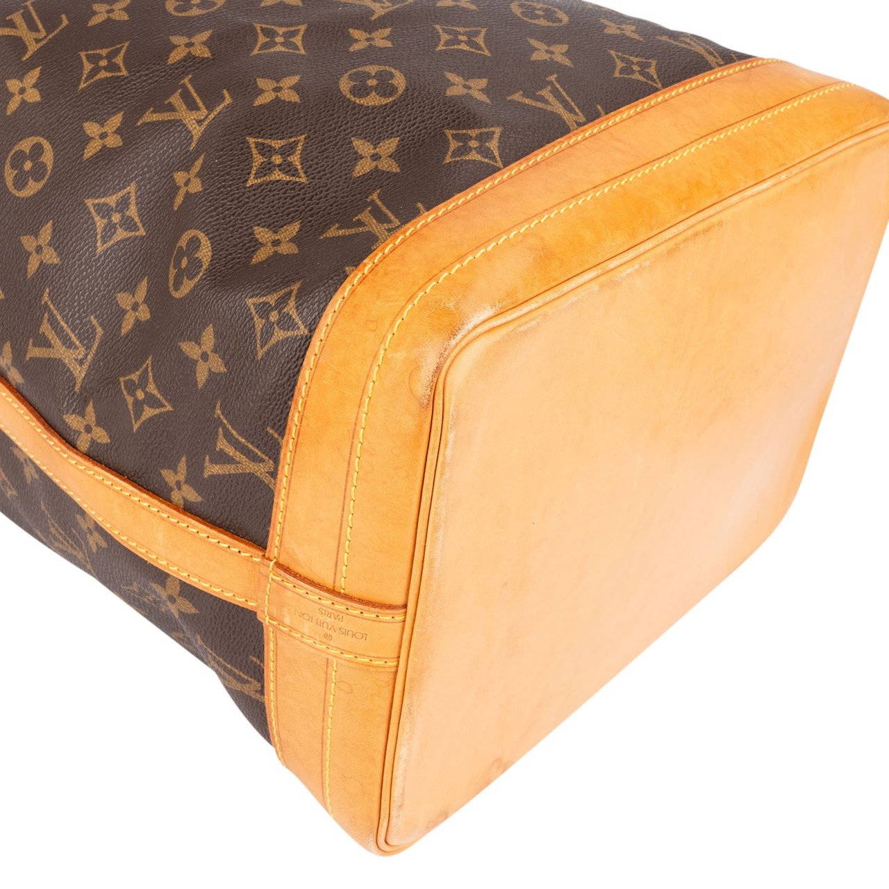Louis Vuitton Louis Vuitton Monogram Canvas Sac Noé Grande Shoulder Bag Bruin