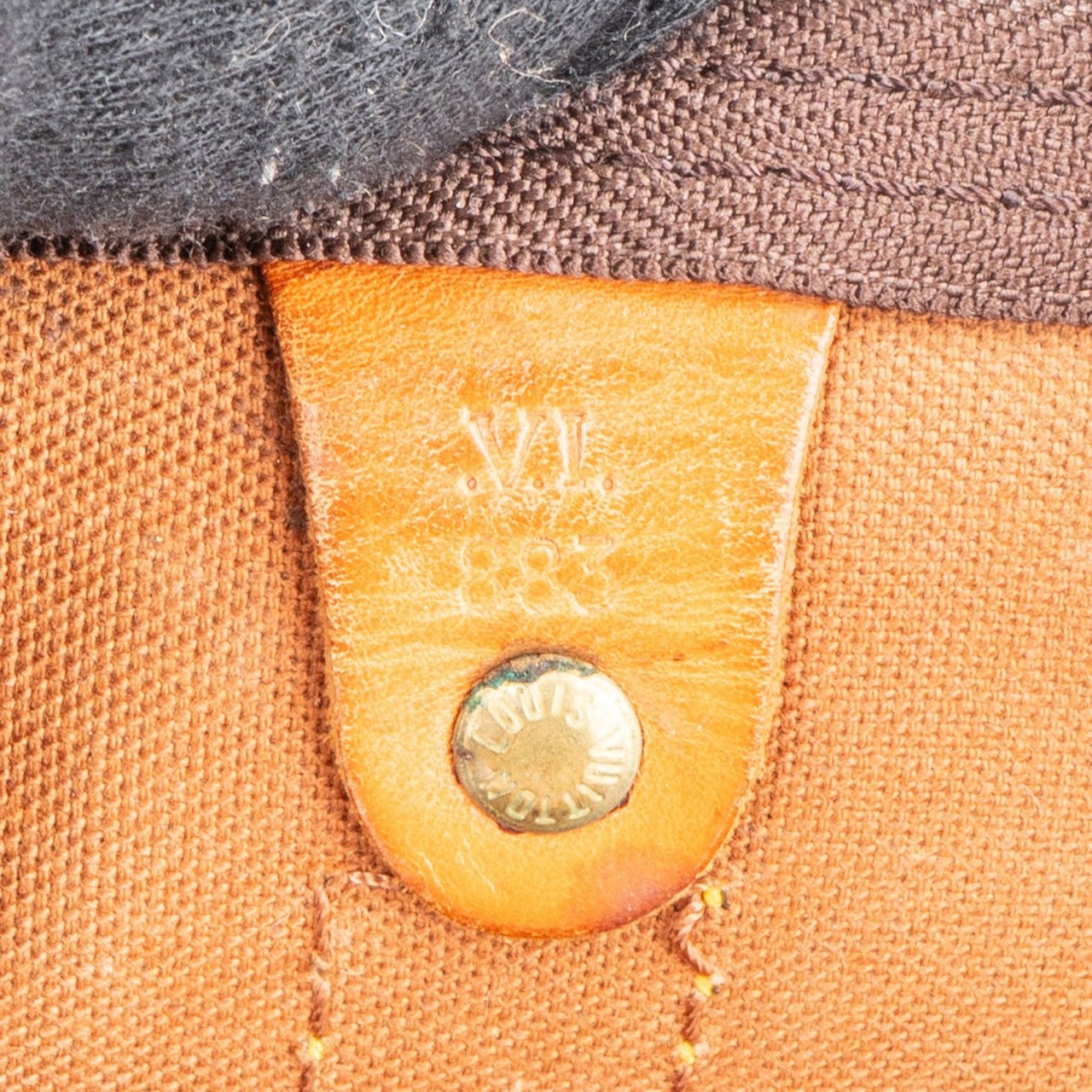 Louis Vuitton Louis Vuitton Monogram Canvas Keepall 55 Bandoulière Travel Bag Bruin