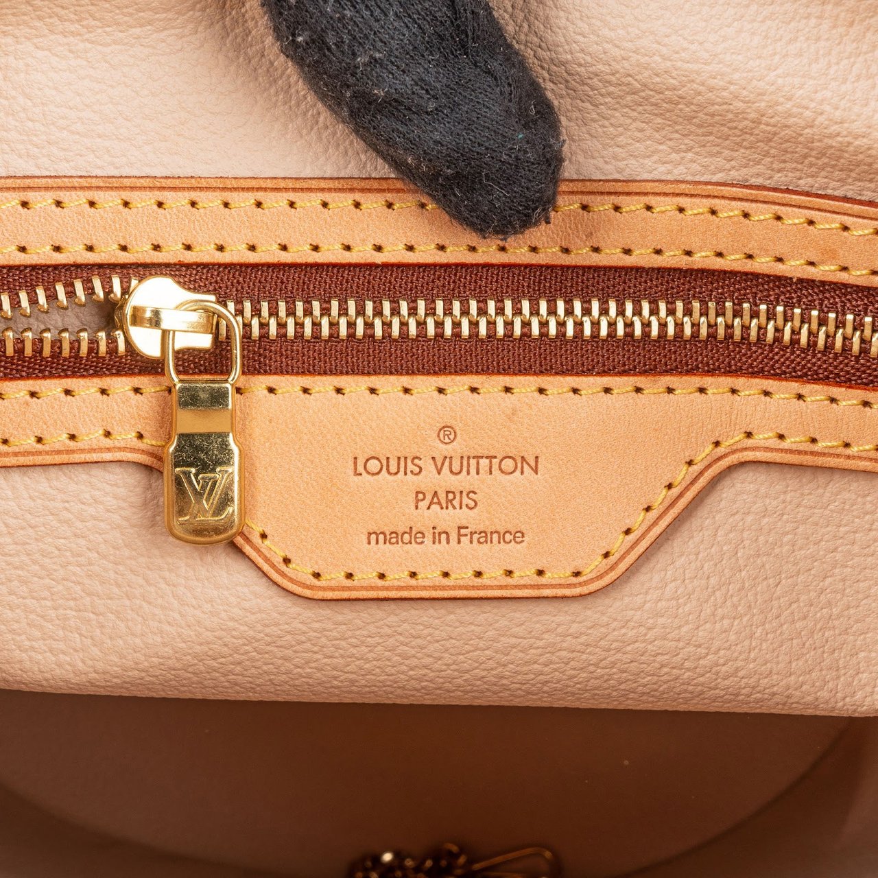 Louis Vuitton Louis Vuitton Monogram Canvas Bucket PM Shoulder Bag Bruin