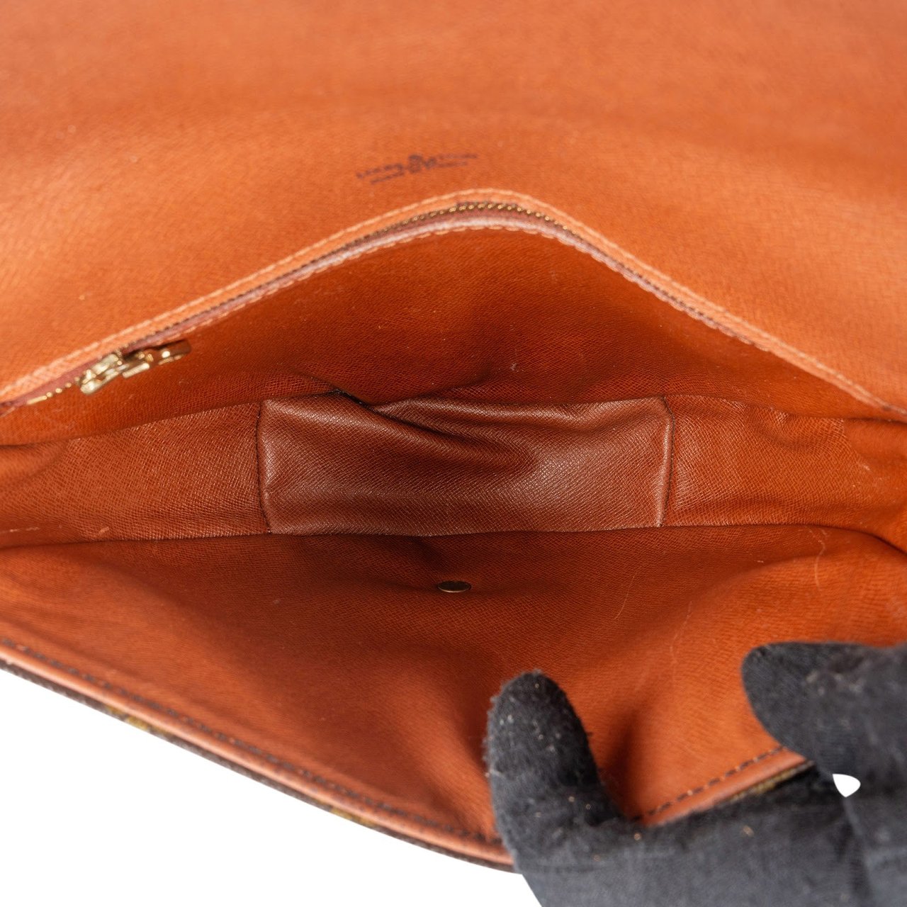 Louis Vuitton Louis Vuitton Monogram Canvas Chantilly GM Crossbody Bag Bruin