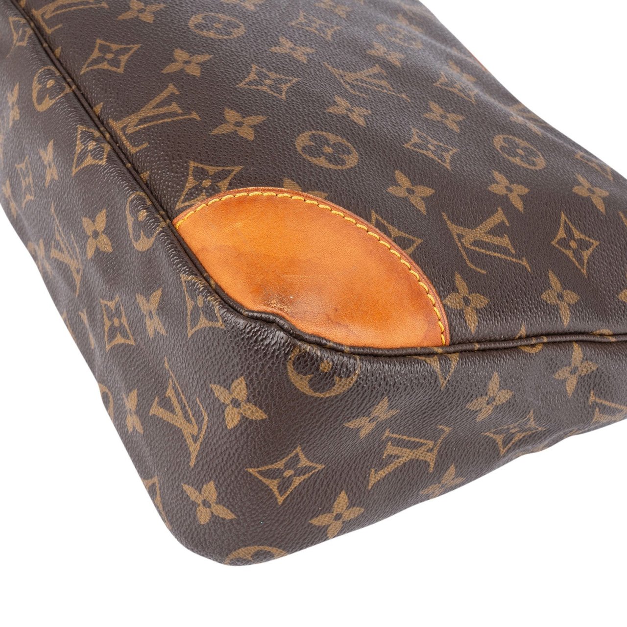 Louis Vuitton Louis Vuitton Monogram Canvas Boulogne Crossbody Bag Bruin