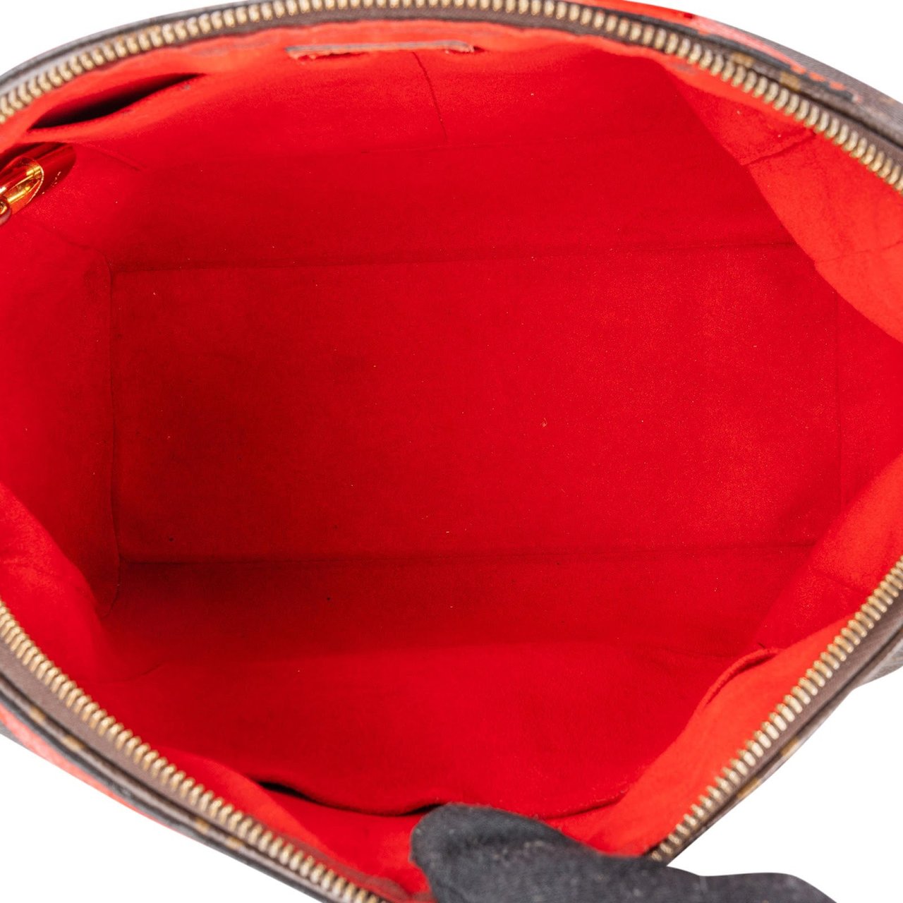 Louis Vuitton Louis Vuitton Monogram Canvas Retiro PM Handbag Bruin