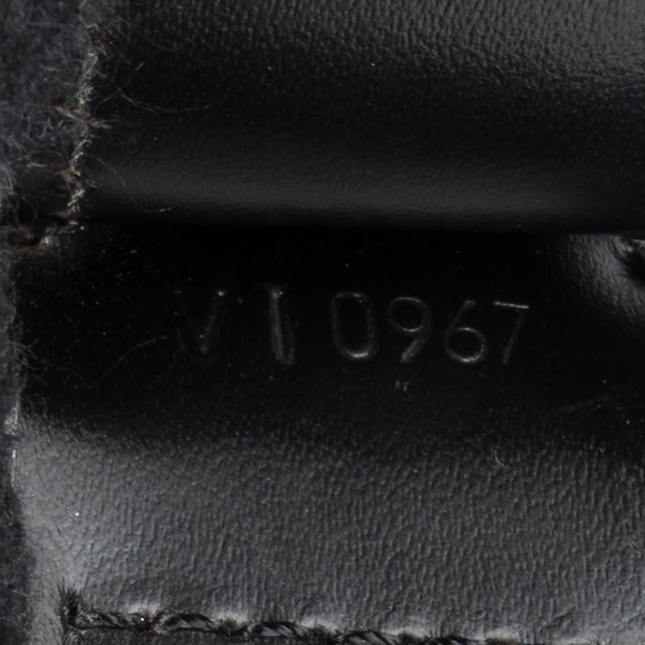 Louis Vuitton Louis Vuitton Noir Epi Leather Sac d'Epaule Shoulder Bag Zwart